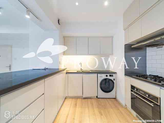 Soho - Caravan Court 10