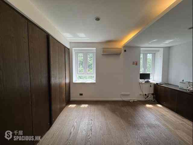 Mid Levels Central - Pine Court 14