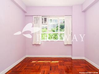 Pok Fu Lam - Baguio Villa Block 40 08
