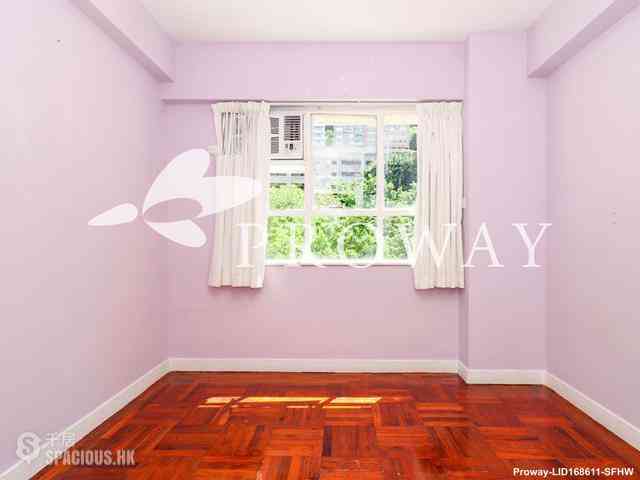 Pok Fu Lam - Baguio Villa Block 40 08