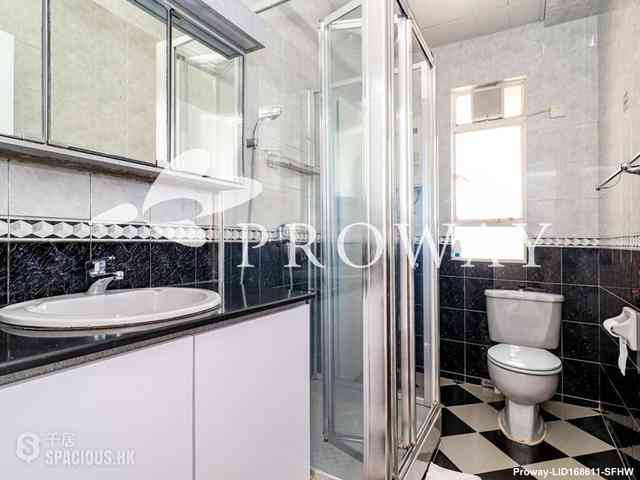 Pok Fu Lam - Baguio Villa Block 40 10