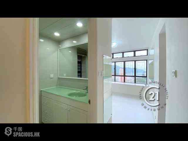 Discovery Bay - Discovery Bay Phase 5 Greenvale Village Greenburg Court (Block 2) 2 09