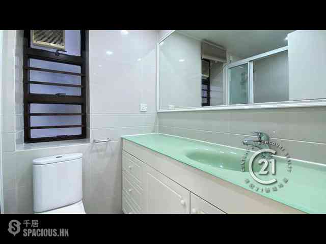 Discovery Bay - Discovery Bay Phase 5 Greenvale Village Greenburg Court (Block 2) 2 13