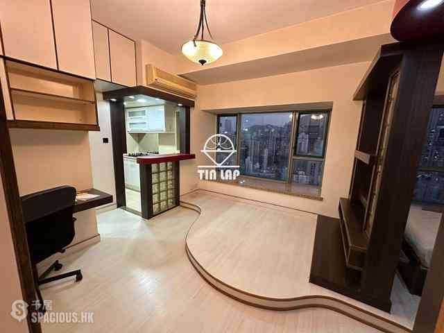 Sheung Wan - Queen's Terrace 03
