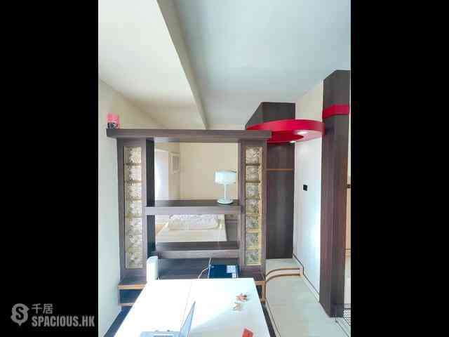 Sheung Wan - Queen's Terrace 18