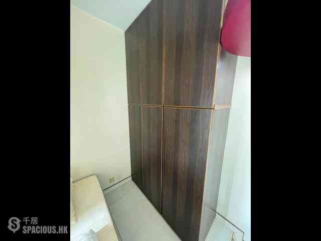 Sheung Wan - Queen's Terrace 22