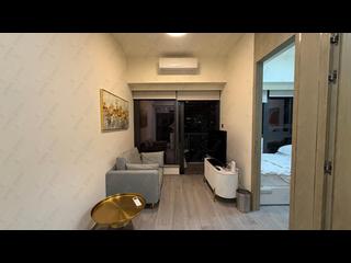 Sai Ying Pun - The Queens 14