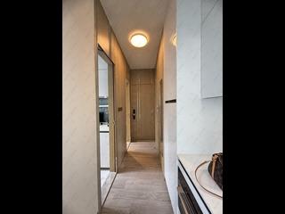 Sai Ying Pun - The Queens 19