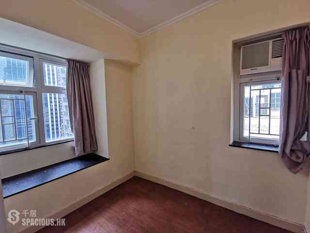 Wan Chai - Silvervale Mansion 06