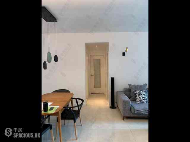 Mid Levels Central - Hillsborough Court Block 1 06
