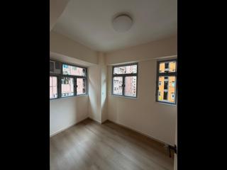 Shau Kei Wan - Hung Lee Building 06