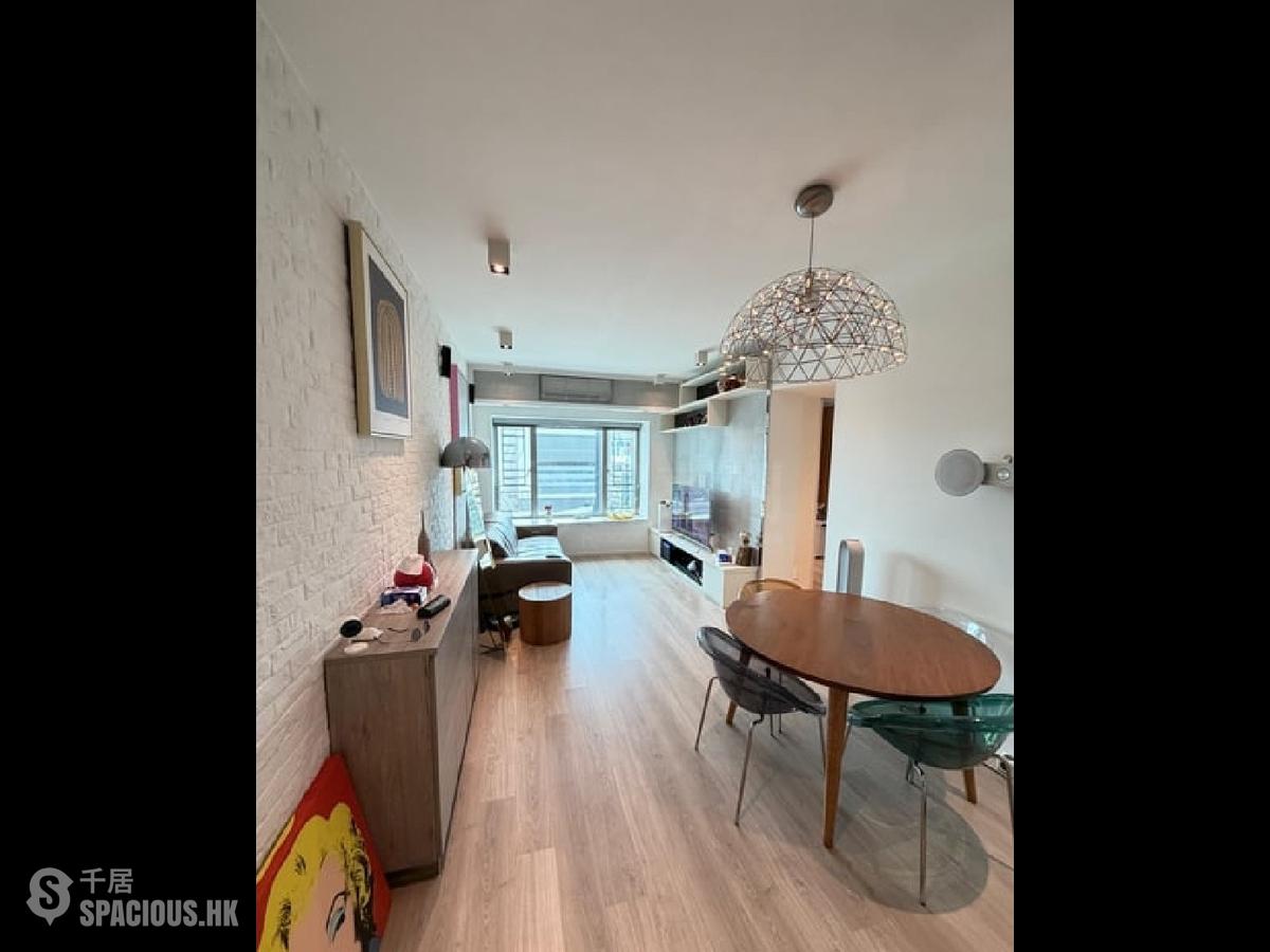 West Kowloon - Sorrento Phase 1 Block 5 01