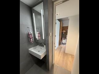 West Kowloon - Sorrento Phase 1 Block 5 07