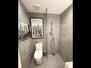 West Kowloon - Sorrento Phase 1 Block 5 08