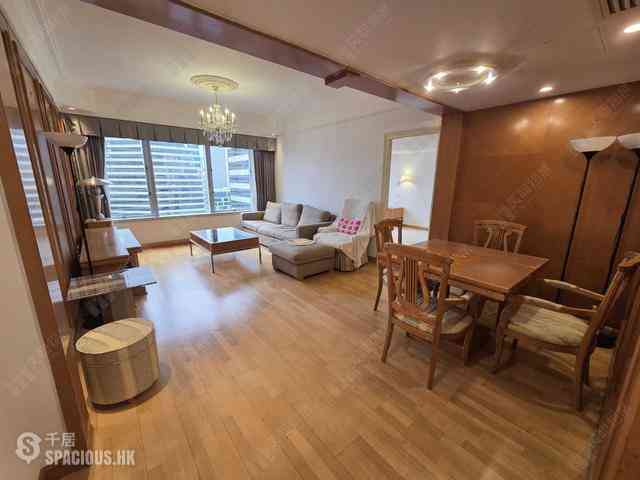 Wan Chai - Convention Plaza Apartments 03