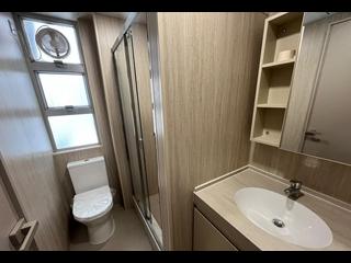 Mid Levels West - Realty Gardens London Court (Block 1) London Court 09