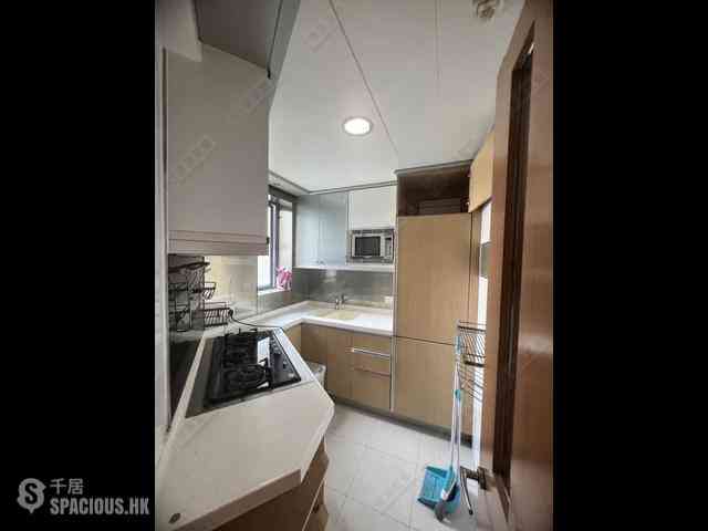Tai Kok Tsui - The Long Beach Tower 6 04