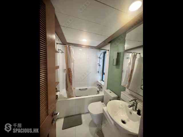 Tai Kok Tsui - The Long Beach Tower 6 05