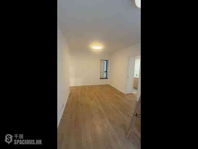 Mid Levels Central - The Grand Panorama Block 3 01