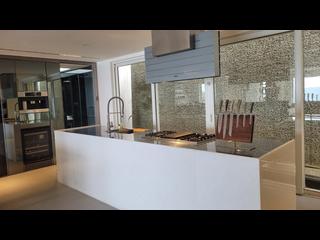 Clear Water Bay - Dragon Lake Villa 04