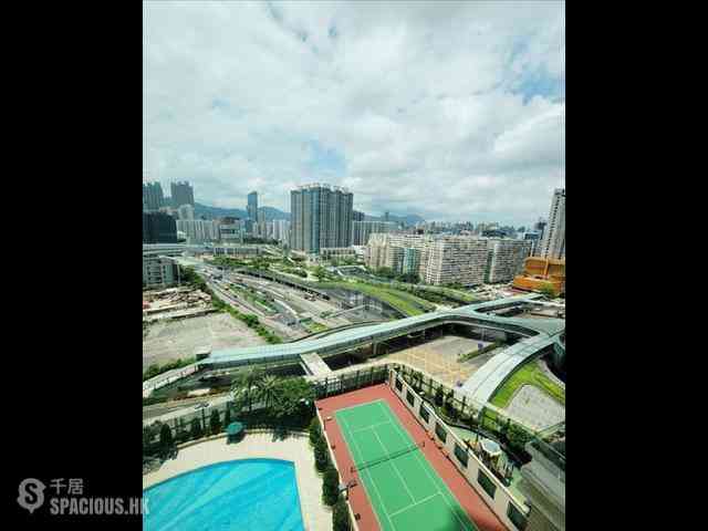 West Kowloon - Sorrento Phase 1 Block 5 03