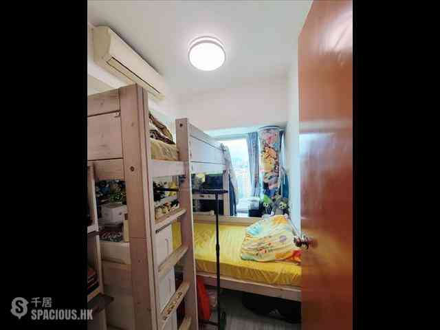 West Kowloon - Sorrento Phase 1 Block 5 06