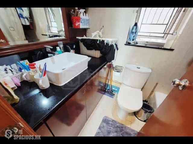 West Kowloon - Sorrento Phase 1 Block 5 08