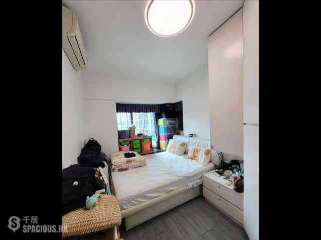 West Kowloon - Sorrento Phase 1 Block 5 09