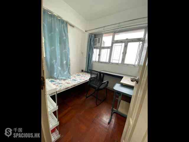 Sai Ying Pun - Kwan Yick Building 05