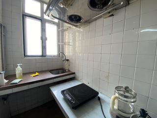 Sai Ying Pun - Kwan Yick Building 06