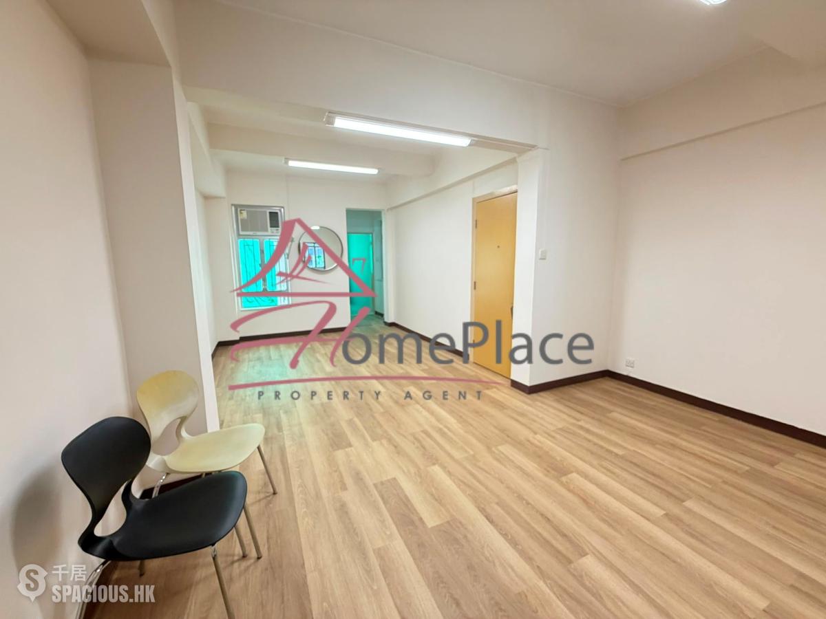 Sai Ying Pun - 9, Centre Street 01