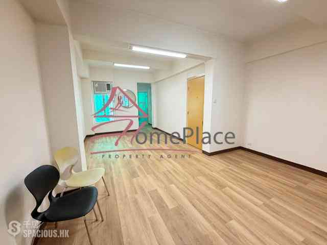 Sai Ying Pun - 9, Centre Street 01
