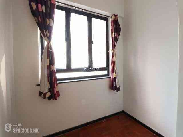 Wan Chai - Kwong Sang Hong Building 08