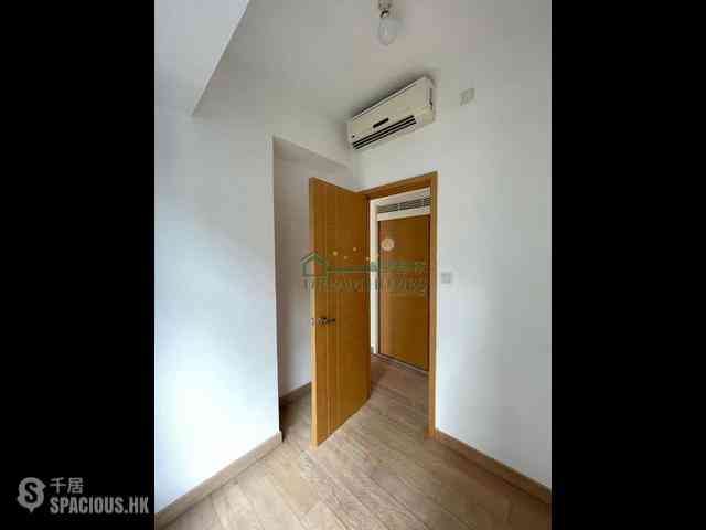 Sai Ying Pun - High Park 99 03