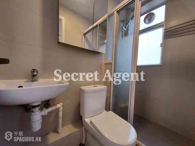 Sai Ying Pun - 104, First Street 07