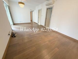 Soho - Centrestage 02