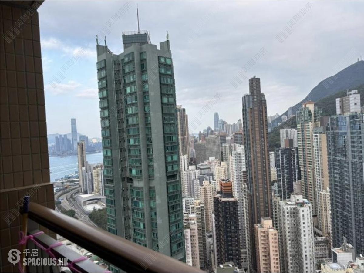 Kennedy Town - The Merton Tower 1 01