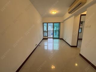 Kennedy Town - The Merton Tower 1 02