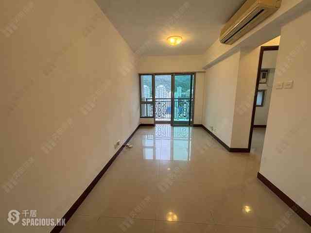 Kennedy Town - The Merton Tower 1 02