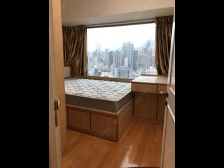 Sheung Wan - Queen's Terrace Block 1 06
