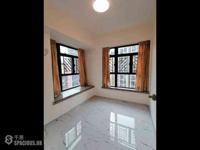 Kennedy Town - Wai Wah Court 03
