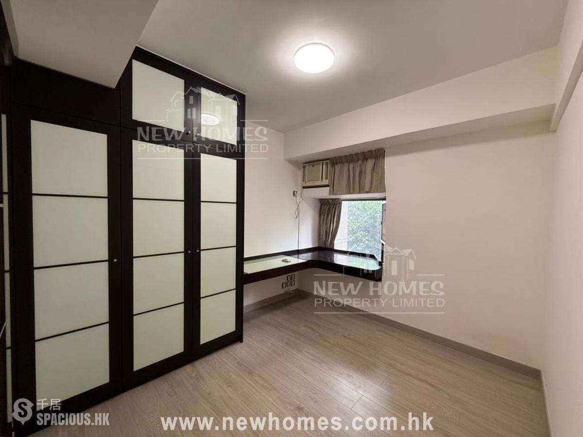 Happy Valley - Ventris Place 01