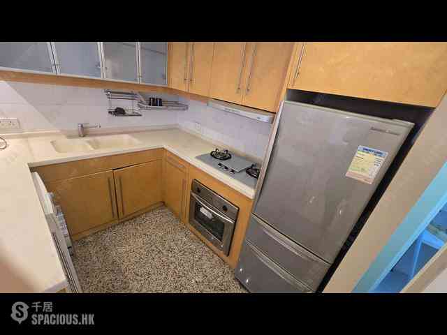 Wan Chai - Convention Plaza Apartments 13