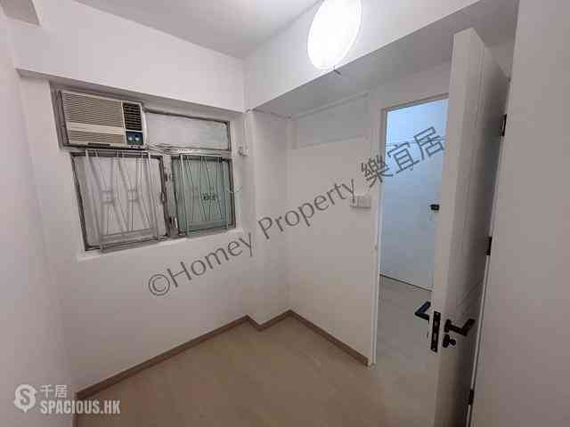 Sai Ying Pun - 224-226, Des Voeux Road West 05