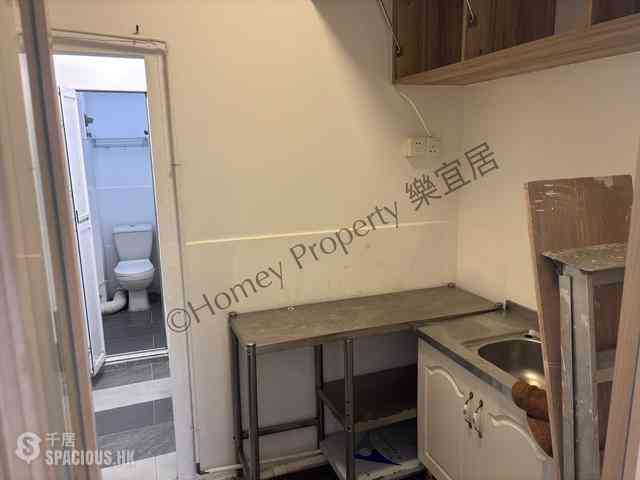 Sai Ying Pun - 224-226, Des Voeux Road West 07