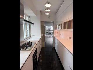 Central - Botanical Court 14