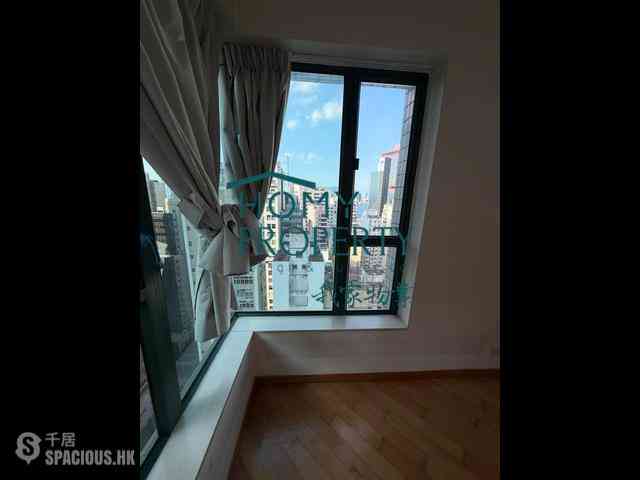 Sheung Wan - Medal Court 02