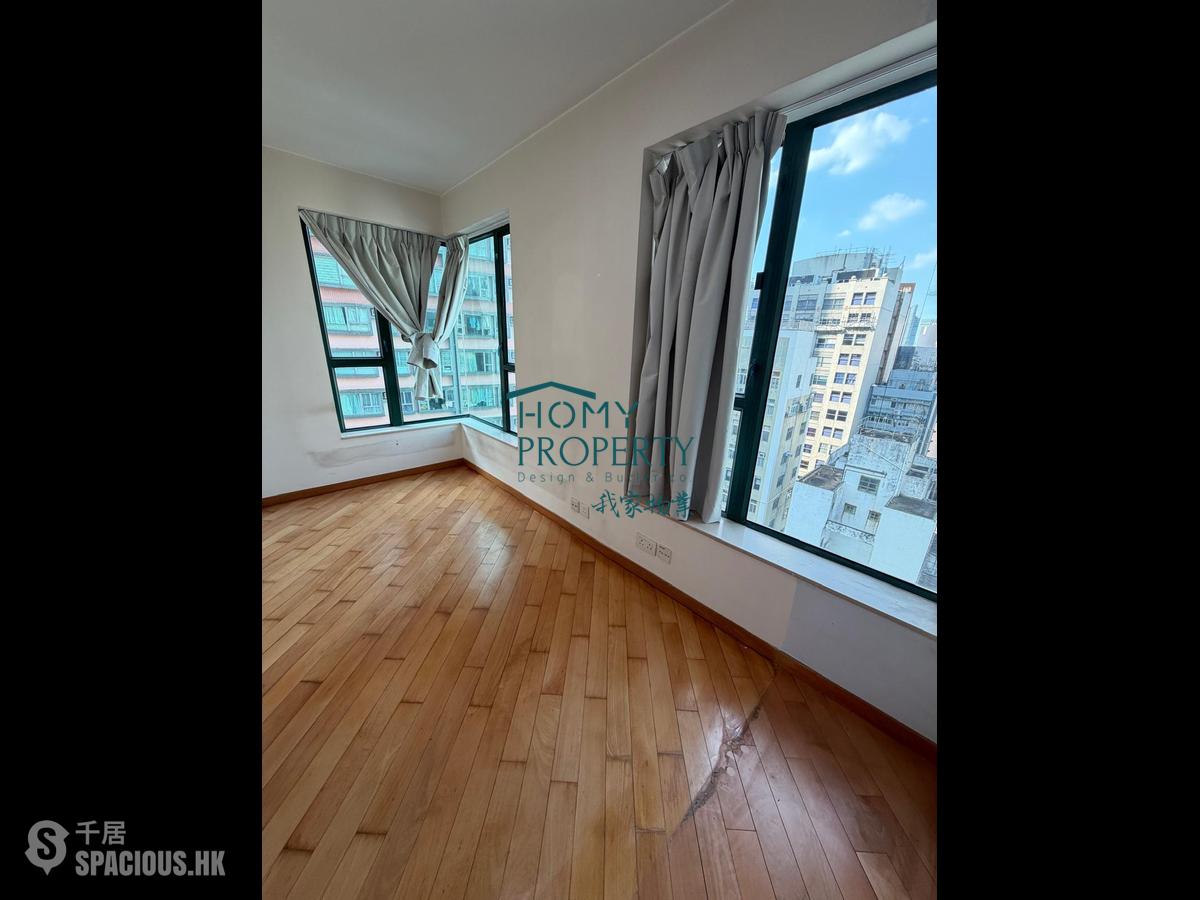 Sheung Wan - Medal Court 01