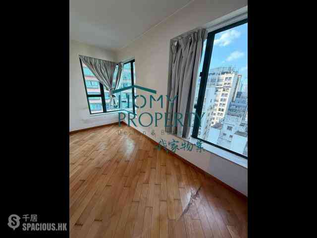 Sheung Wan - Medal Court 01