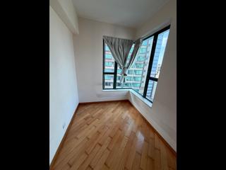 Sheung Wan - Medal Court 03
